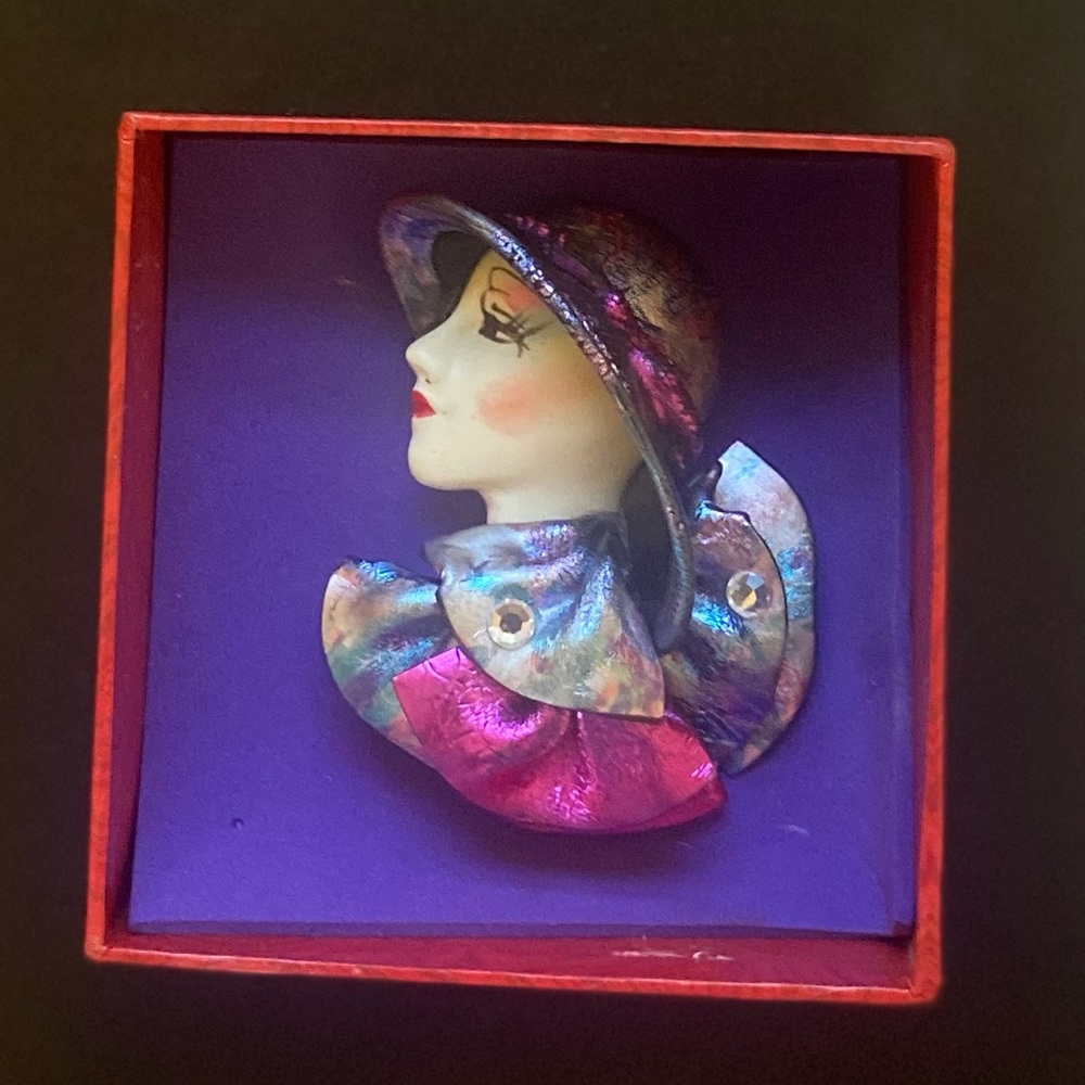Lindy Bowman Brooch